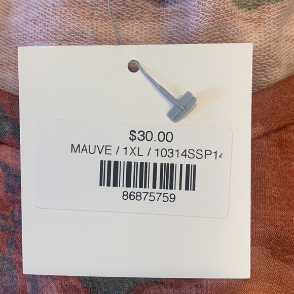 a.gain short sleeve top - Picture 2 of 4